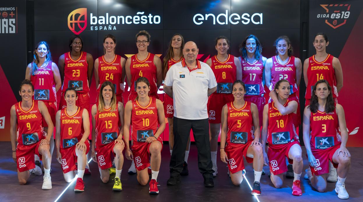 Selección femenina de baloncesto