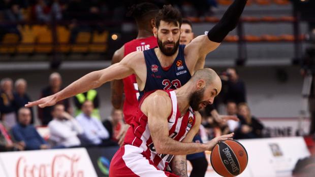 El Baskonia tropieza en casa del irregular Olympiacos