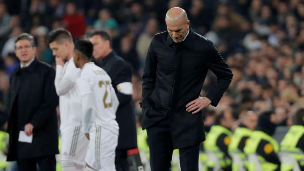 Zidane prolonga su maleficio