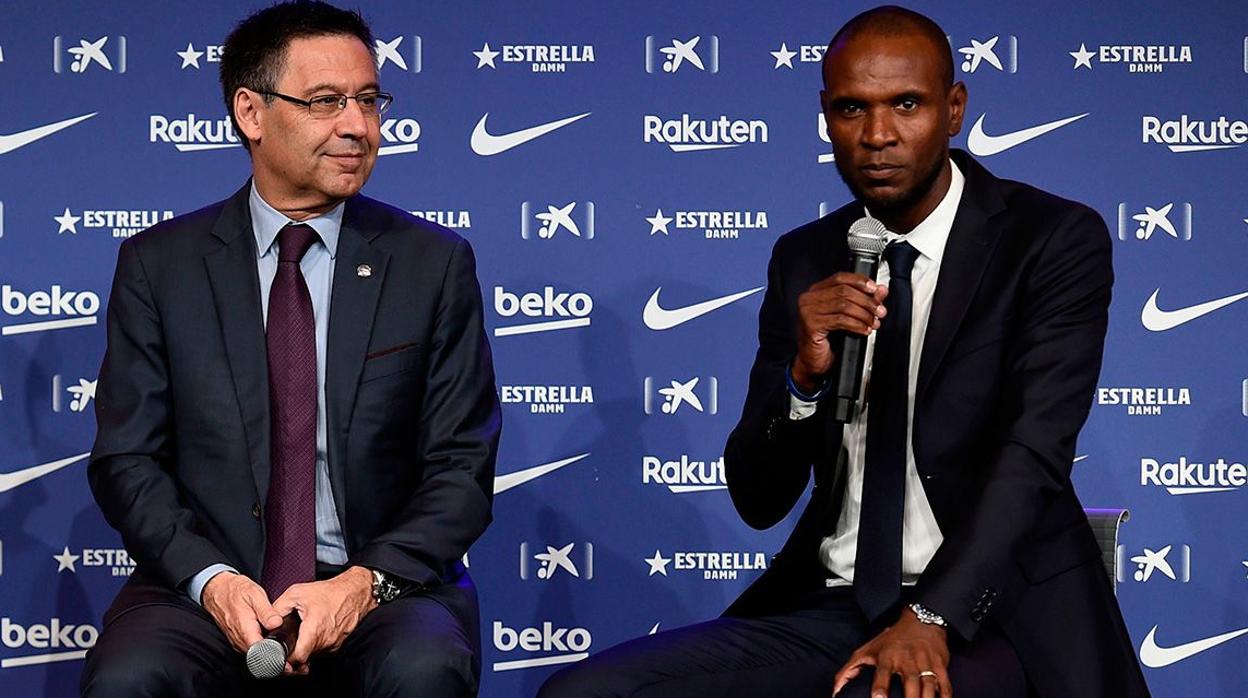 Bartomeu y Abidal durante un acto del club