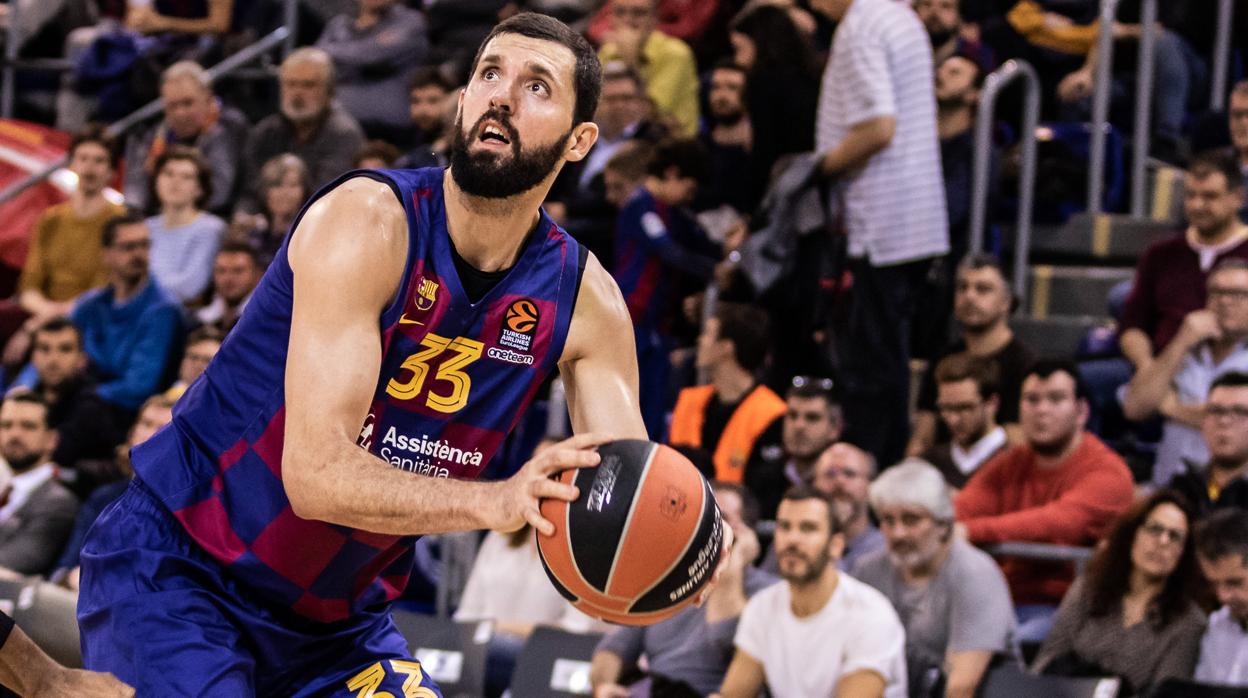 Mirotic le baila a Ndour y remonta para el Barça