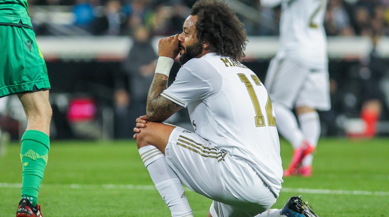 Marcelo se lamenta en un lance del partido de los cuartos de final de la Copa ante la Real Sociedad