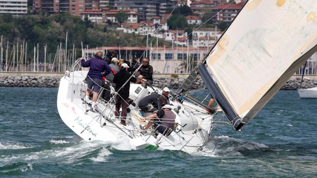 «Jet Set», «Maitena», «Hang Loose» y «Kohen» ganaron el I Trofeo Social en el Abra