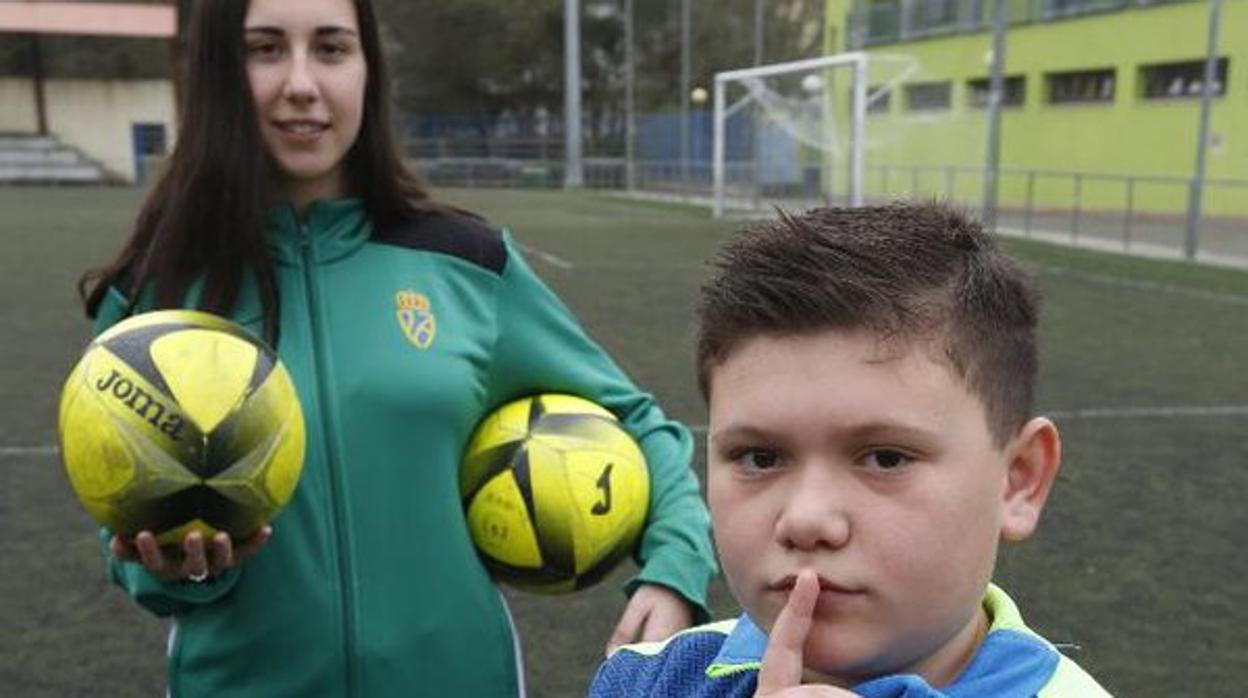 Ana López, junto a Pablo Hernández, reunidos por El Comercio