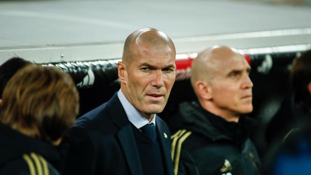 Zidane defiende a Bale y a Marcelo