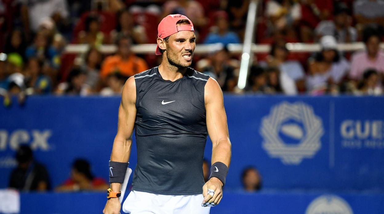 Nadal, en un entrenamiento en Acapulco