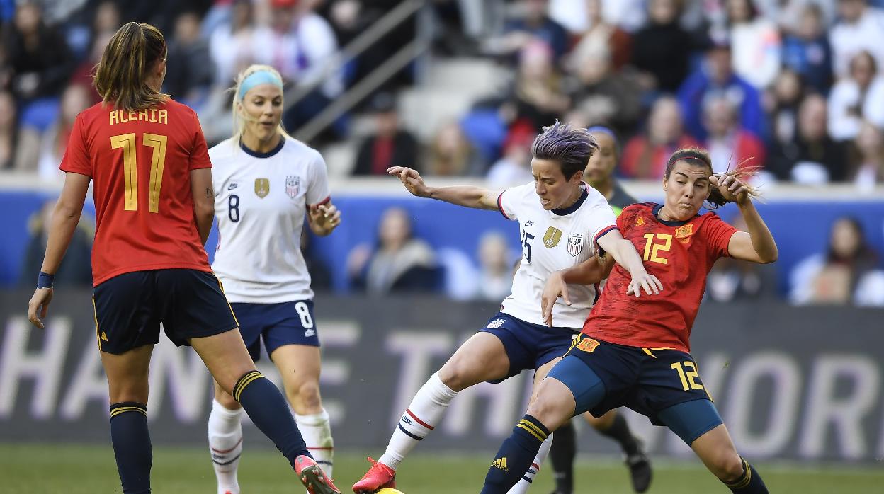 España vuelve a ceder por la mínima ante la campeona del mundo