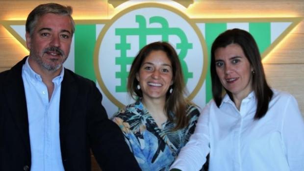 Ana Romero, jugadora del Betis, se ofrece para reforzar el personal sanitario en la lucha contra el coronavirus