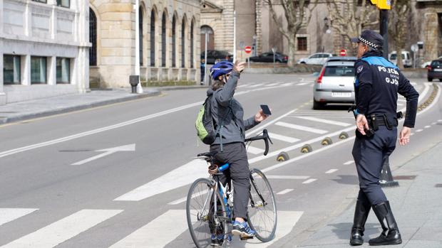Las multas a las que te enfrentas por hacer deporte en la calle