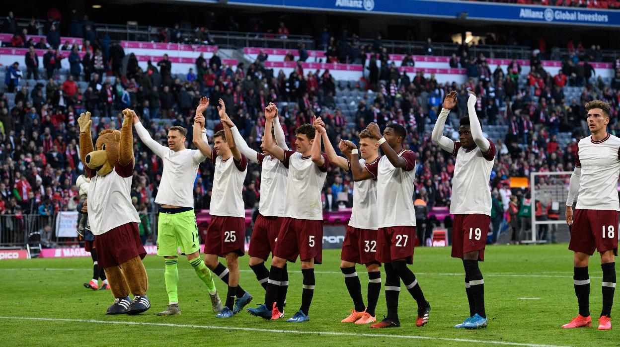 Los jugadores del Bayern Múnich y el Borussia Dortmund se rebajan el sueldo un 20 %