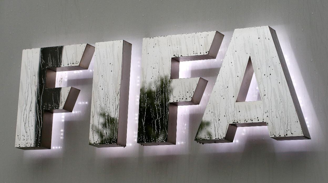 La FIFA prepara hasta 5.000 millones de euros para salvar al fútbol