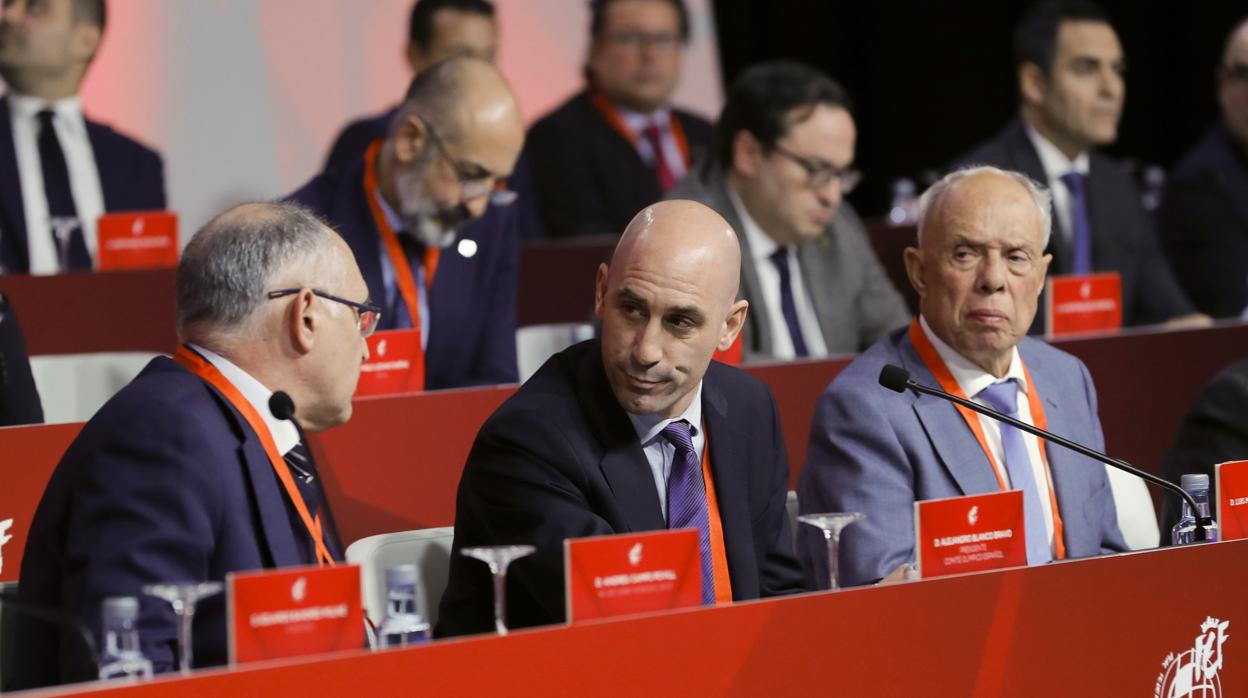 Rubiales, en la asamblea de la RFEF