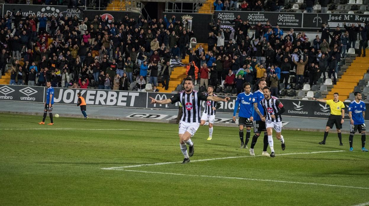 Partido de Liga entre el Badajoz y el Cartagena