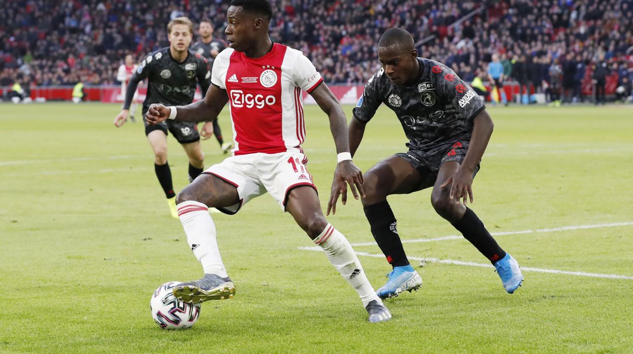 Quincy Promes, del Ajax, en un partido frente al Sparta de Rotterdam en enero