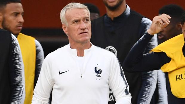 Deschamps critica la vuelta del fútbol en España, Alemania e Inglaterra