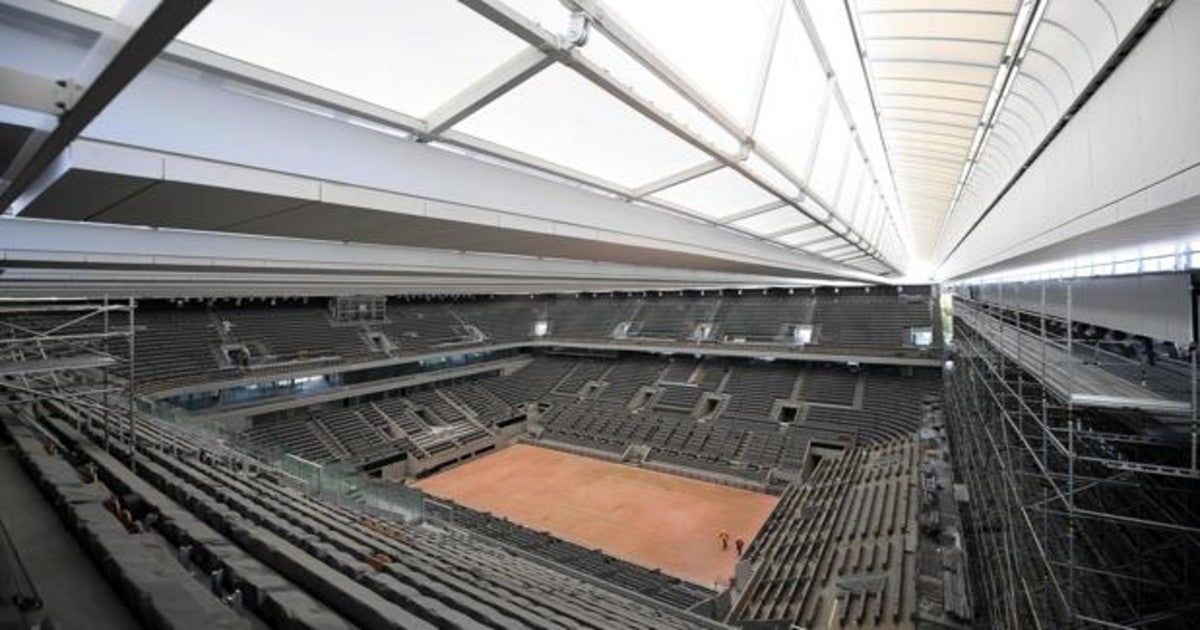 La Philippe Chatrier, pista central de Roland Garros, con su nuevo techo