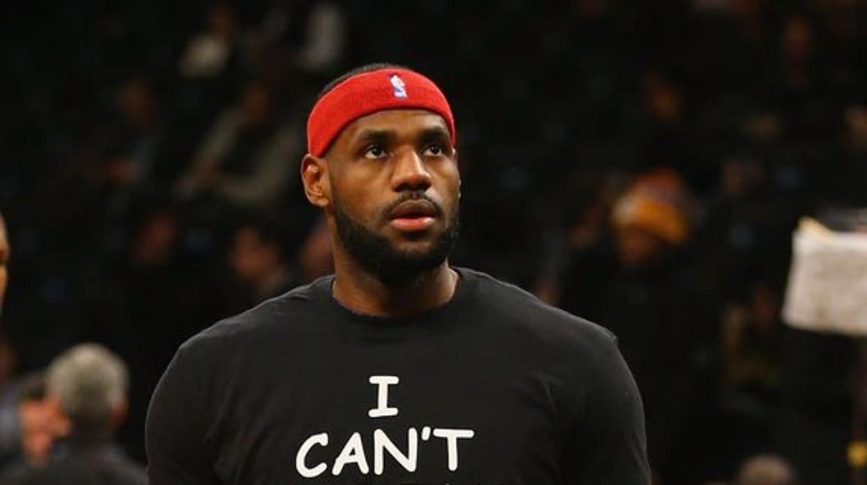 LeBron James se ha convertido en un referente social y político en Estados Unidos