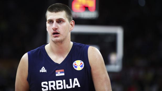 Contratiempo en la NBA: Nikola Jokic da positivo por coronavirus