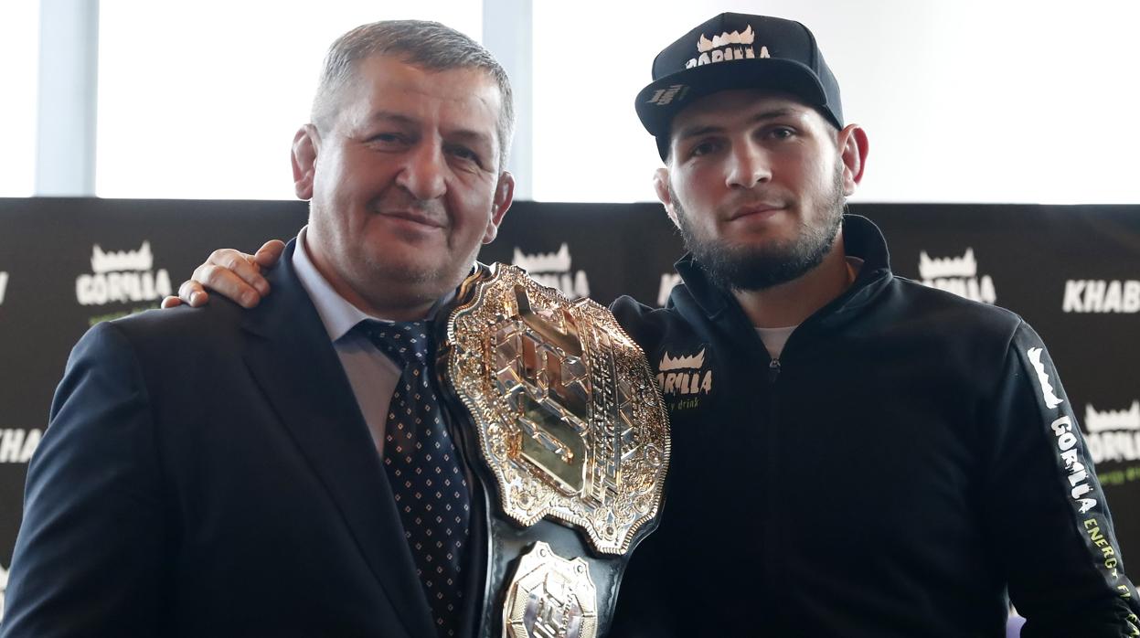 Khabib, con su padre