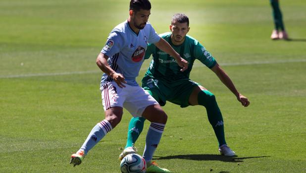 El Betis coge aire a costa de un Celta que se abona al sufrimiento