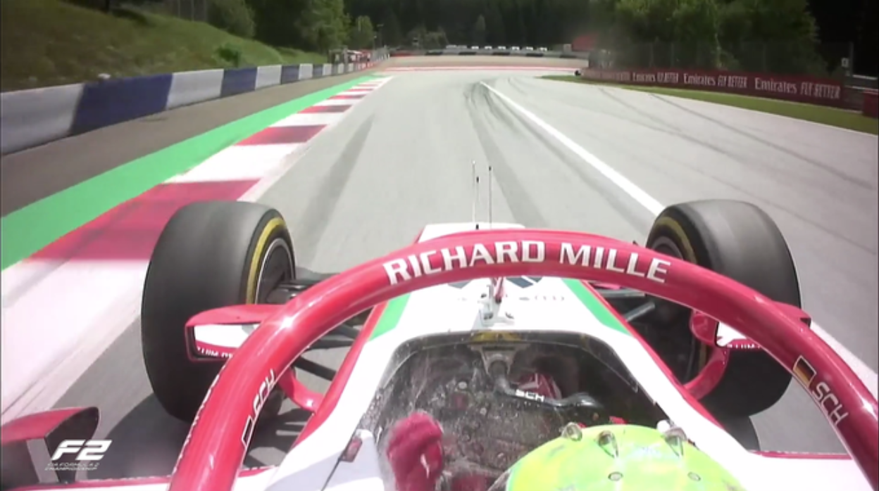 Mick Schumacher pierde un podio al abrirse el extintor de su monoplaza