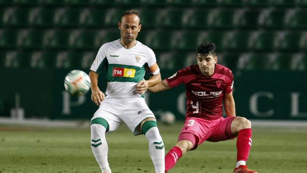 Jonathas mete al Elche en promoción