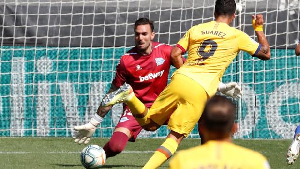 Gol de Luis Suárez (0-3) en el Alavés 0-5 Barcelona