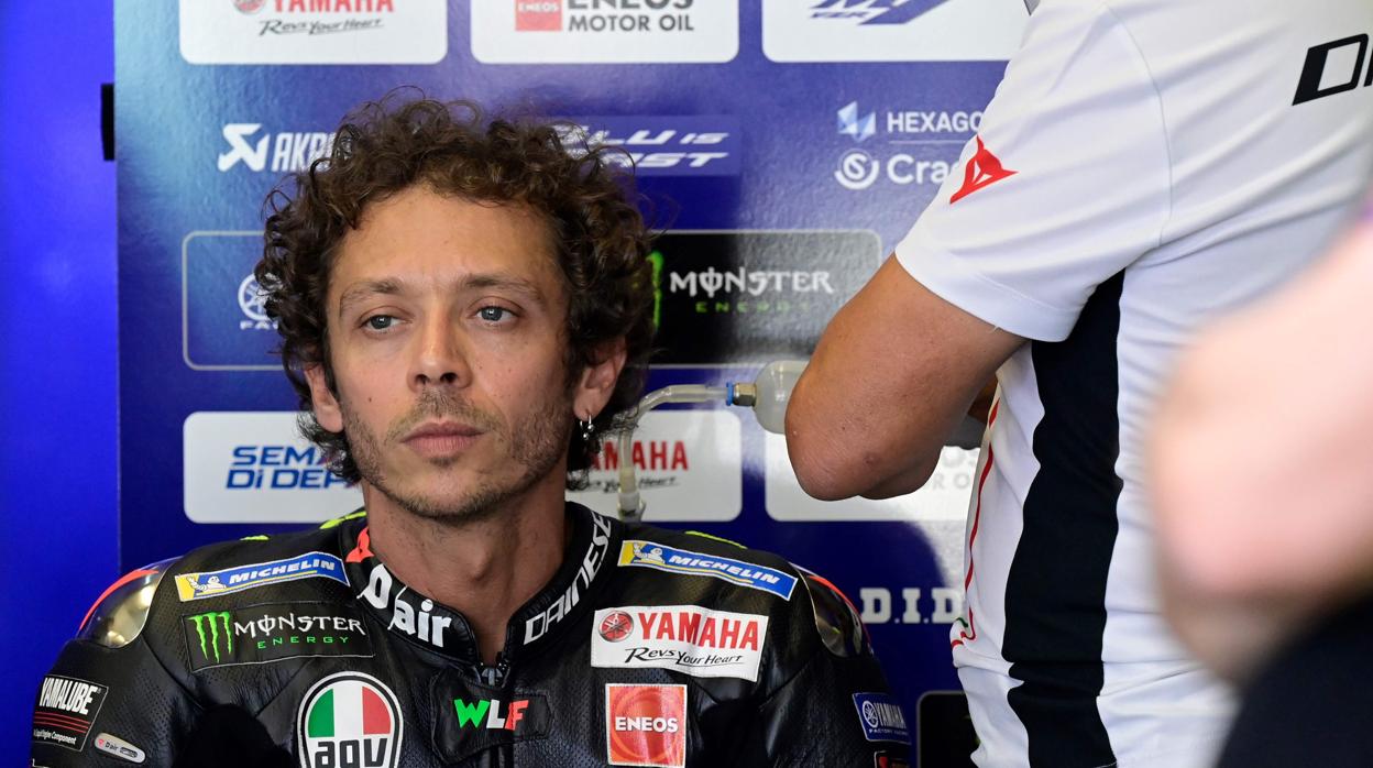 Rossi, sobre el intento de correr de Márquez: «Es increíble»