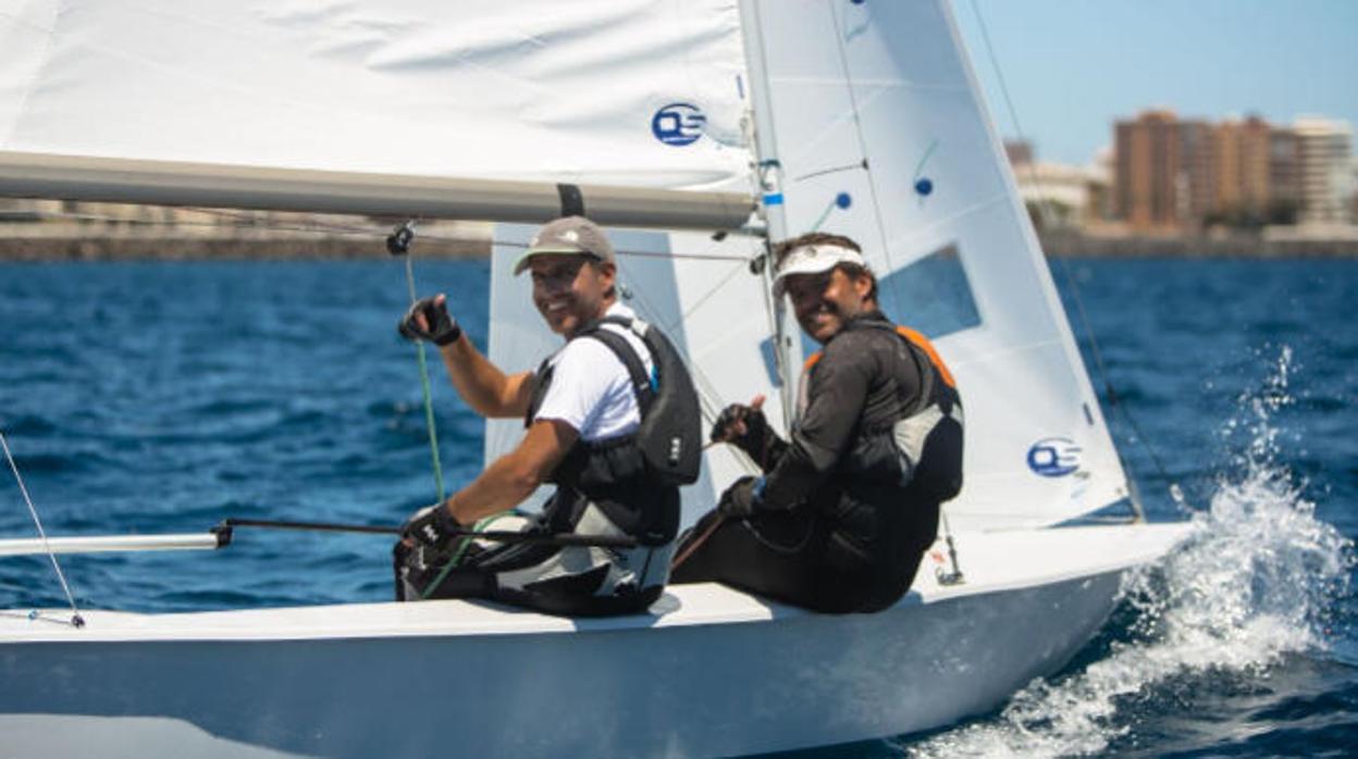 Gustavo y Rafael del Castillo, campeones de Canarias de Snipe