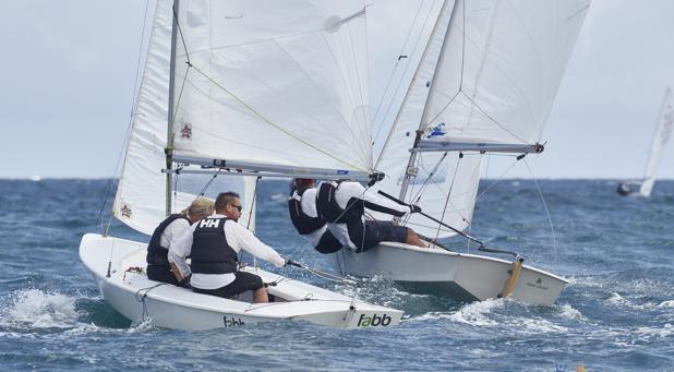 Agustín Zabalúa y Louis Moysan se hacen con la victoria en el Snipe Summer Meeting