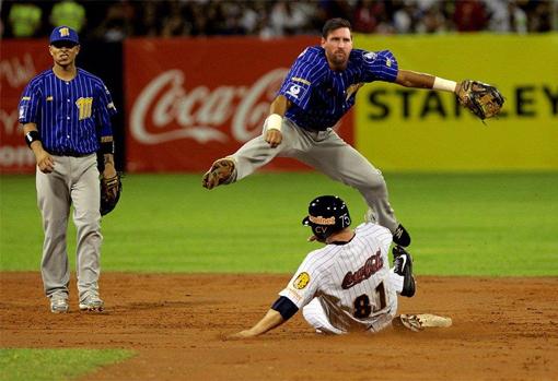 Algunos ven a Messi en la liga de béisbol