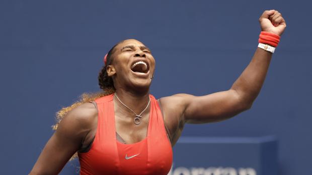 Serena Williams, a semifinales tras remontar ante Pironkova