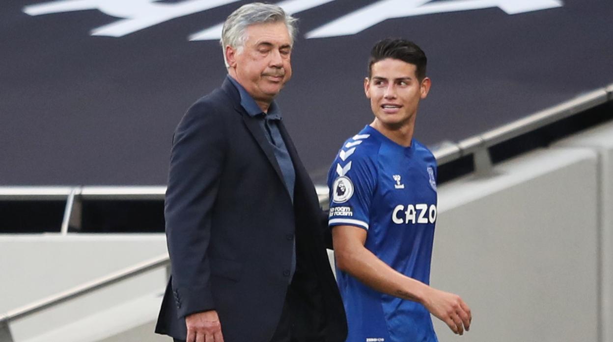 James, con Ancelotti, su nuevo técnico