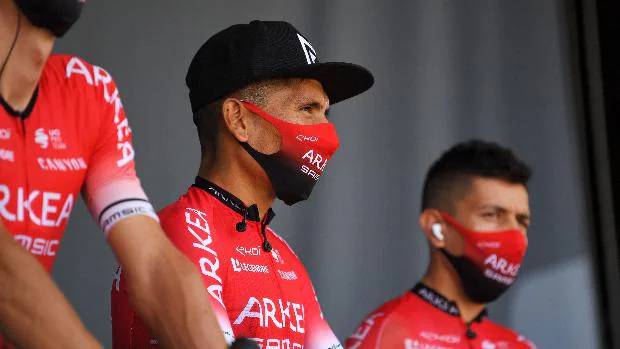 La Gendarmería francesa registró la habitación de Nairo Quintana en la etapa de Méribel