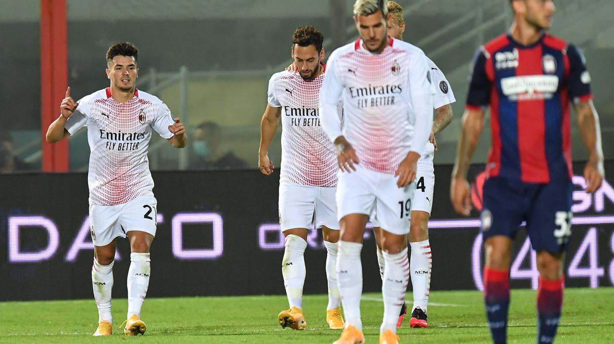 Brahim celebra su primer gol con el Milan
