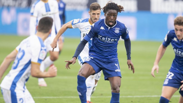 Sabin Merino sale al rescate del Leganés en el derbi contra el Alcorcón