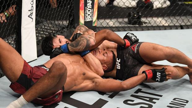 Ilia Topuria se estrena con autoridad en UFC: «No estoy muy satisfecho, pero lo importante es la victoria»