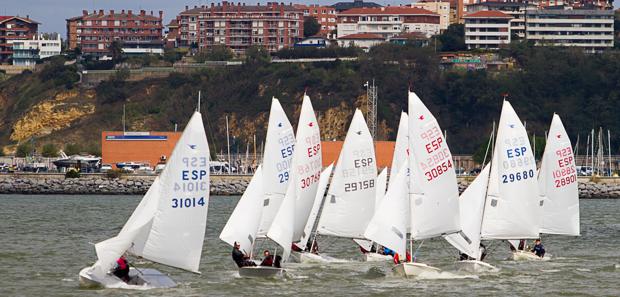 La vela ligera vuelve al Abra con un reducido Trofeo Presidente