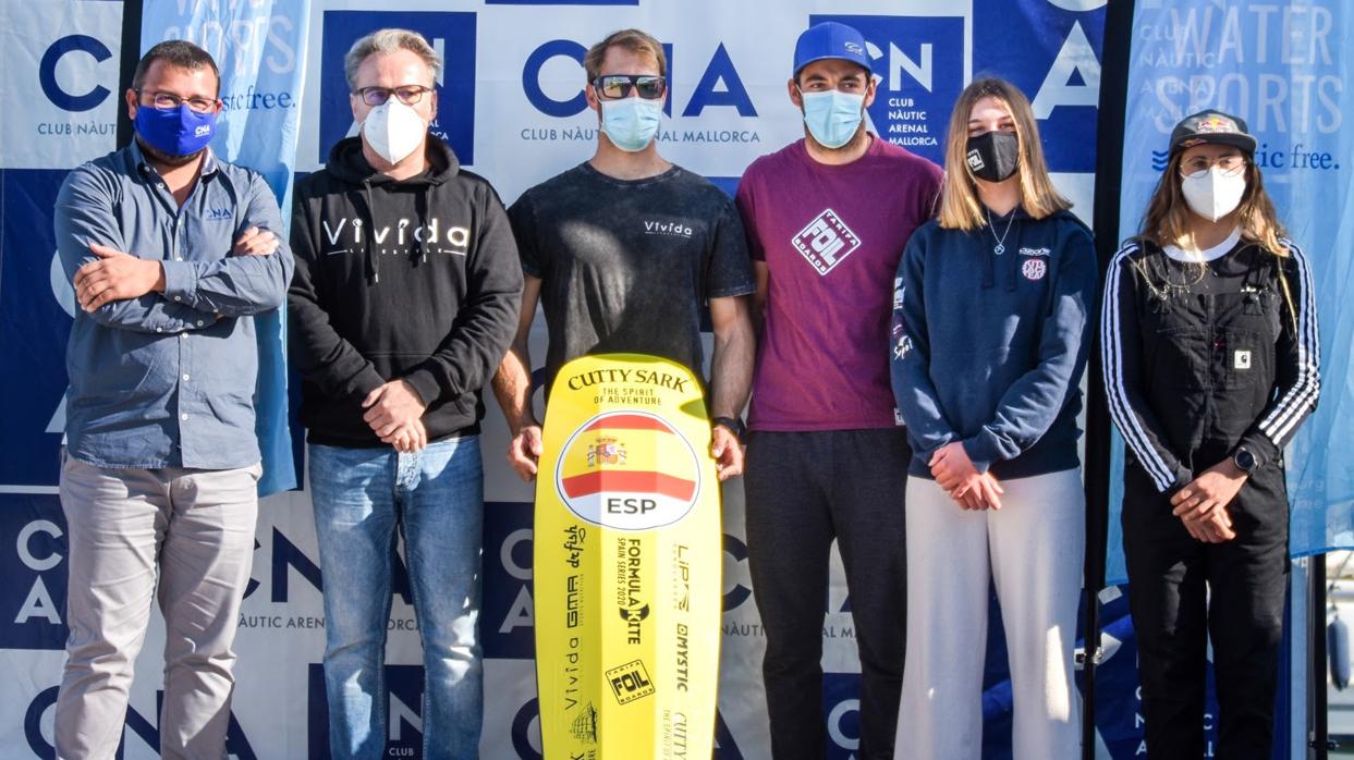 Mazella y Pulido defienden sus lideratos de la Formula Kite Spain Series en Mallorca