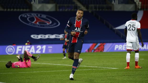 Moise Kean y Mbappe ponen líder al París Saint Germain