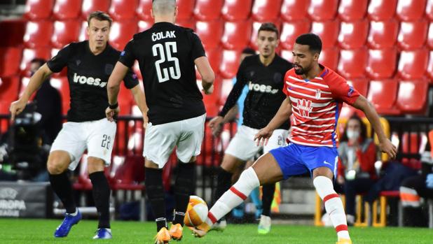 El PAOK frena a un Granada que da por bueno el empate