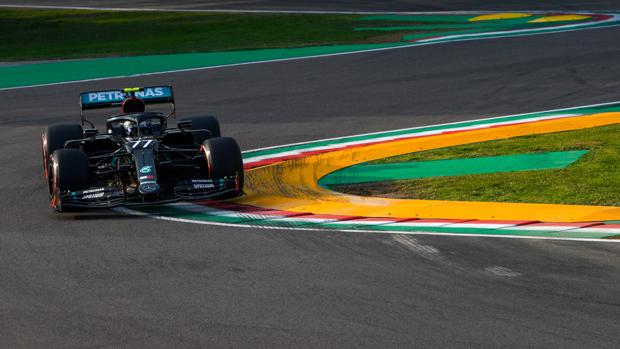 Merecida pole de Bottas por delante de Hamilton