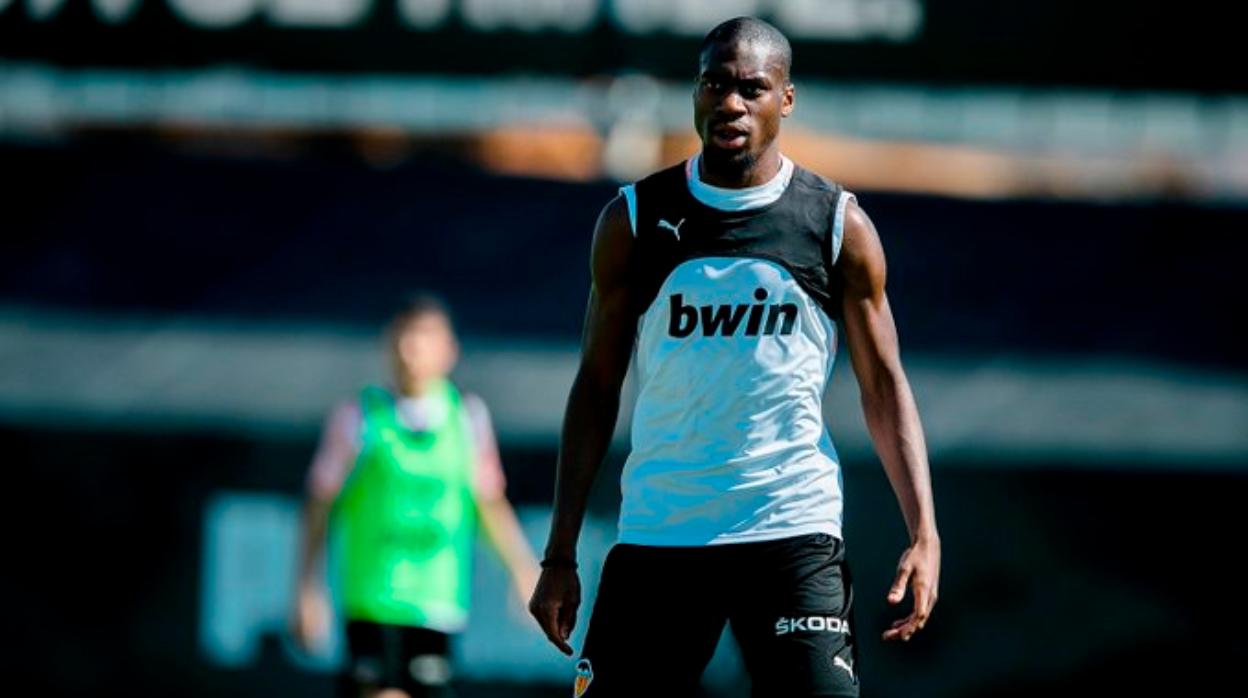 Kondogbia ya está en Madrid para fichar por el Atlético