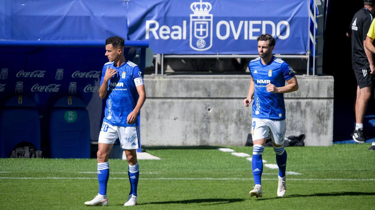 La pólvora del Oviedo derrota a un Tenerife mermado