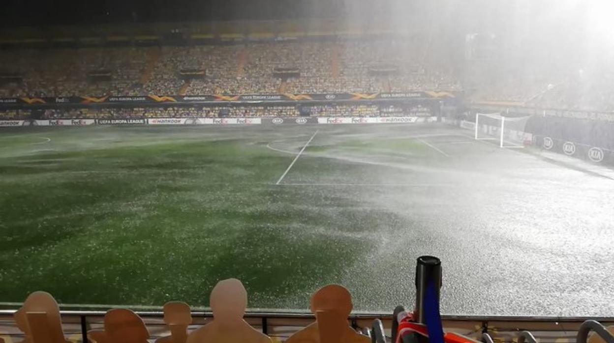 La lluvia obliga a retrasar el inicio del Villarreal-Maccabi