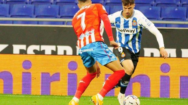 El Espanyol corta la racha de Nafti