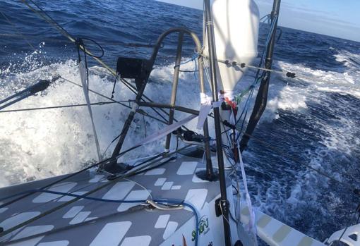 Pelando las manos en la Vendée Globe a bordo del «MASCF»