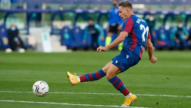 El Levante se lleva un partido loco ante el Betis