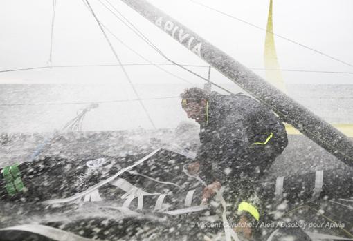 El gran dilema en los IMOCA: velocidad o seguridad, o foils o derivas laterales