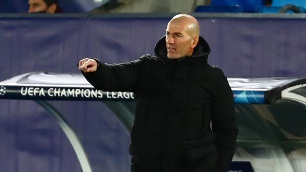 Zidane, feliz y sincero: «Nunca voy a ser el Fergusón del Madrid»